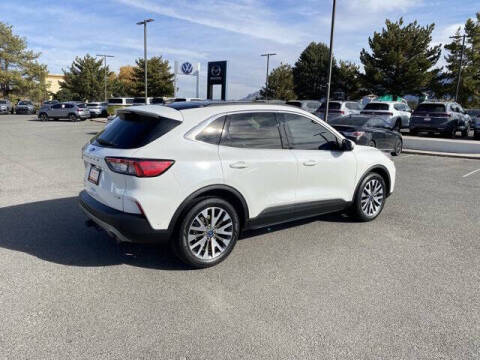 2020 Ford Escape Titanium