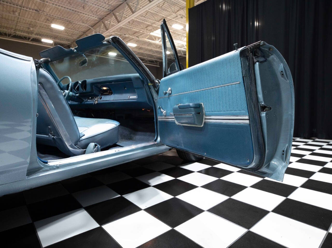 1968 Oldsmobile Cutlass 35