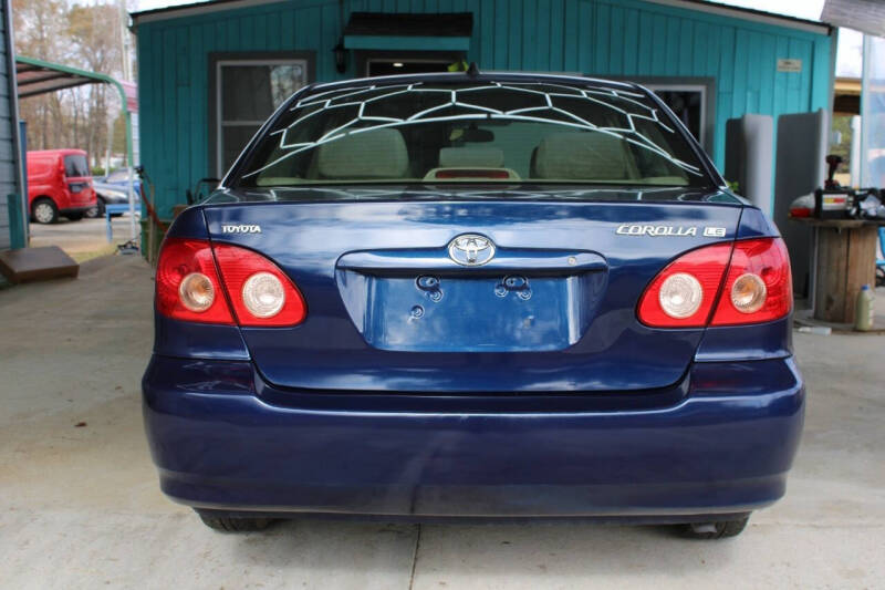 2005 Toyota Corolla LE