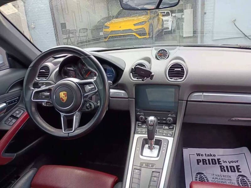 2018 Porsche 718 Cayman