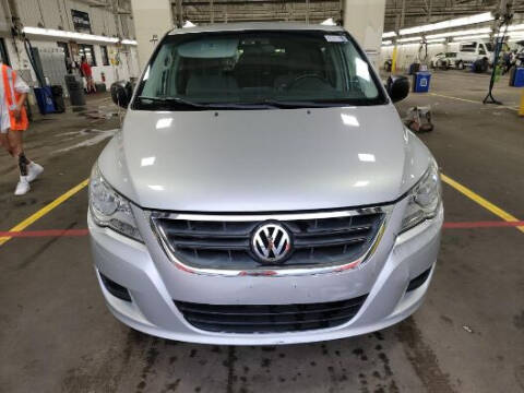 2009 Volkswagen Routan S