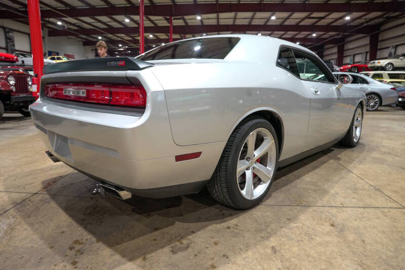 2009 Dodge Challenger SRT8