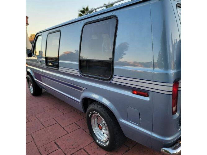 1983 Ford Econoline