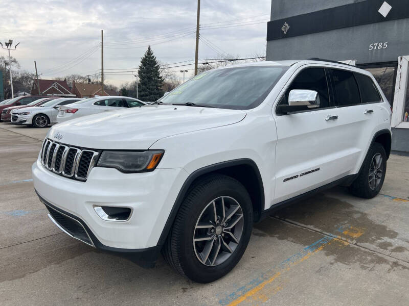 2017 Jeep Grand Cherokee for sale at Julian Auto Sales in Warren MI