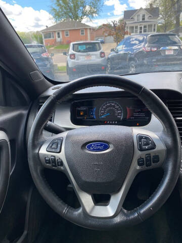 2015 Ford Taurus SEL