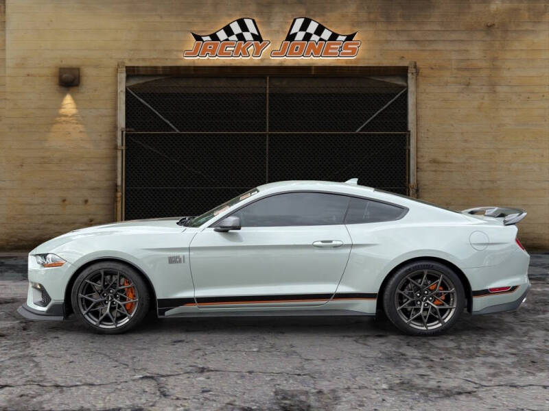 2022 Ford Mustang Mach 1