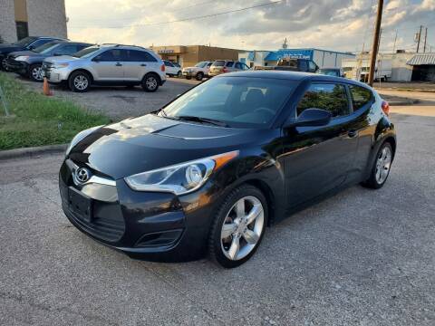 2015 Hyundai Veloster for sale at DFW Autohaus in Dallas TX
