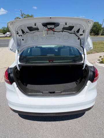 2016 Ford Focus S