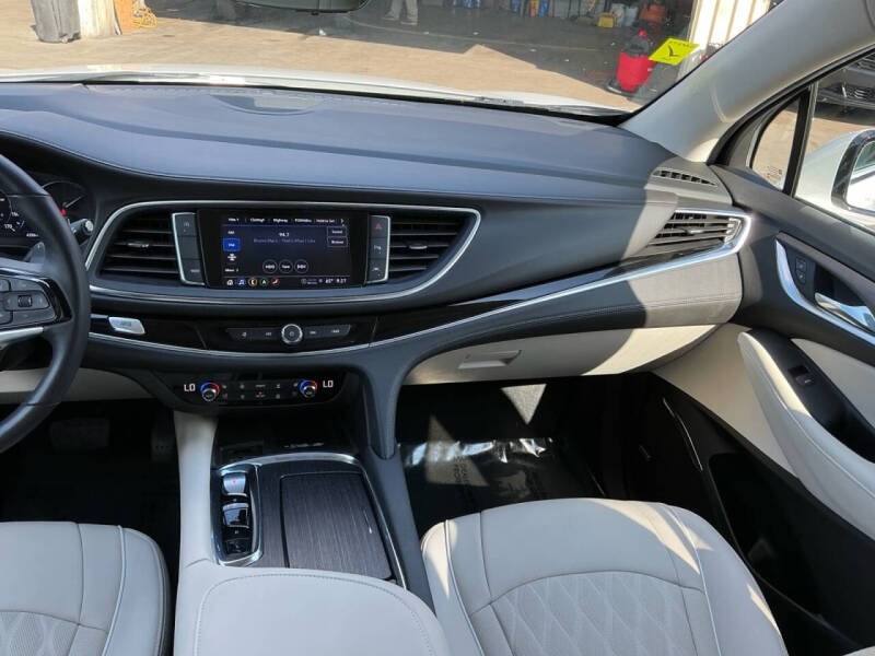 2023 Buick Enclave Avenir