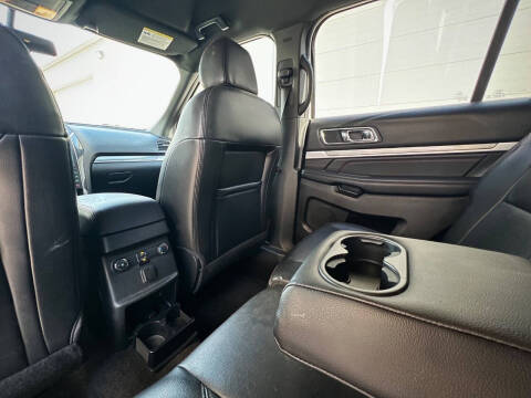 2017 Ford Explorer Sport