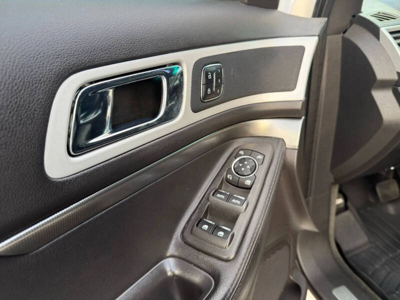 2014 Ford Explorer Sport