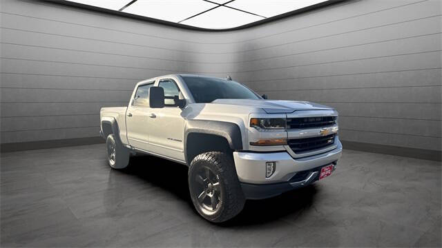 2017 Chevrolet Silverado 1500 LT's photo