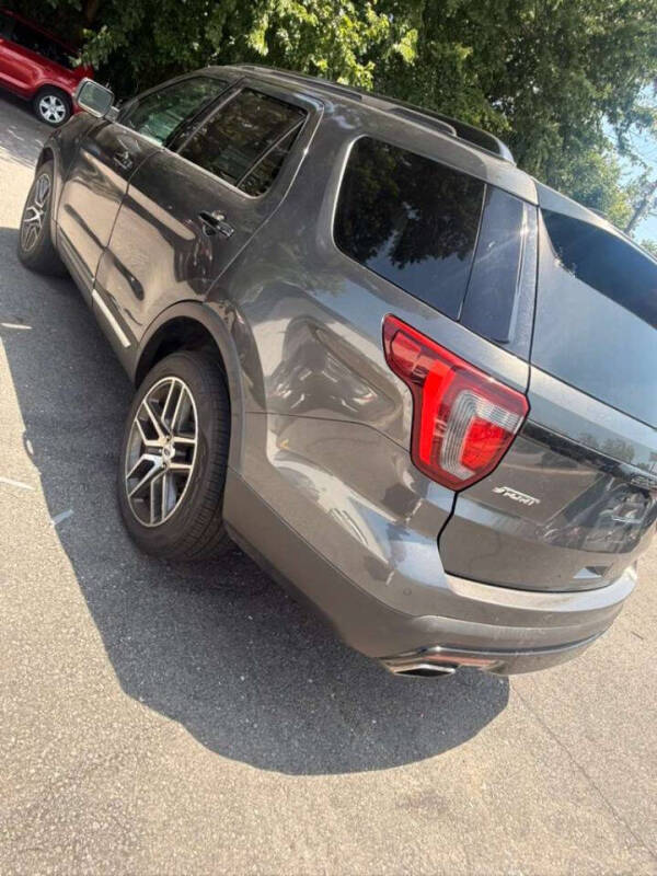 2016 Ford Explorer Sport