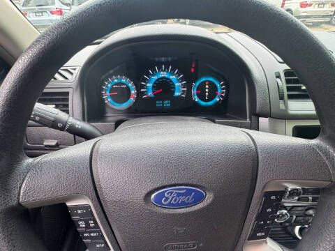 2012 Ford Fusion SE