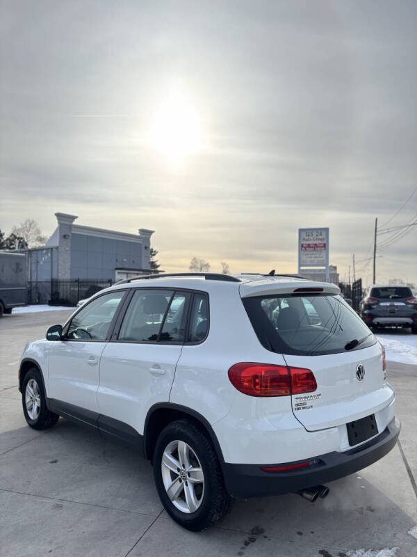 2017 Volkswagen Tiguan 2.0T Limited S 4Motion
