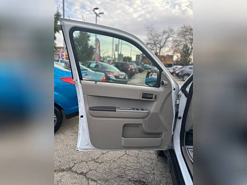 2011 Ford Escape XLT