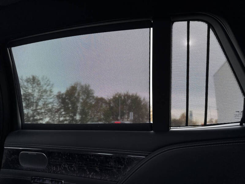 2025 Genesis G90 3.5T e-Supercharger