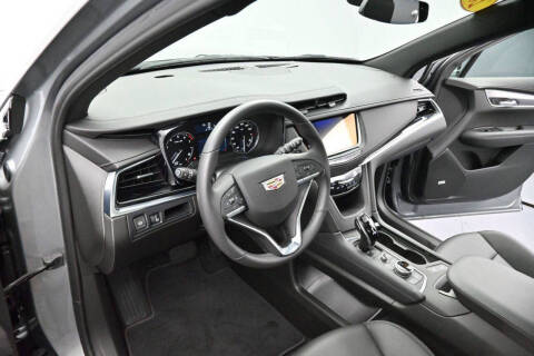 2025 Cadillac XT6 Luxury