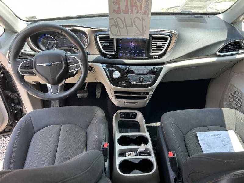 2017 Chrysler Pacifica Touring