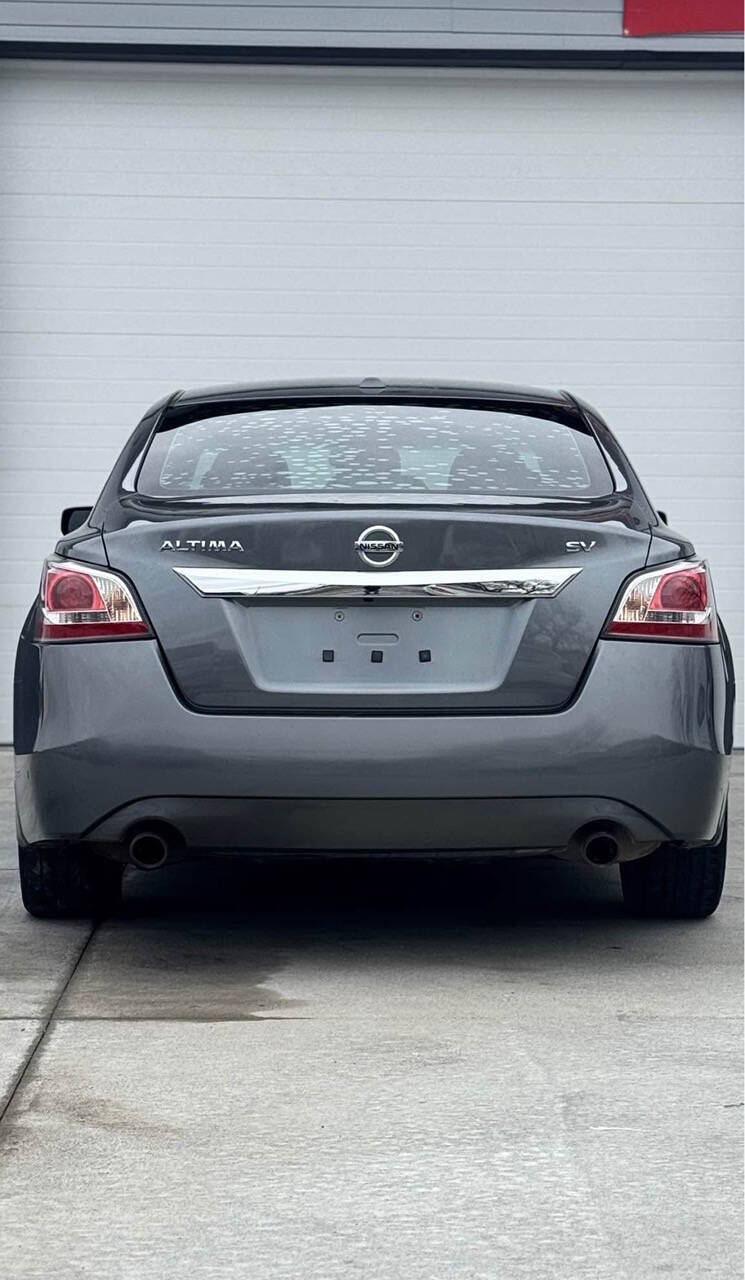 2015 Nissan Altima for sale at Apex Auto in Lincoln, NE