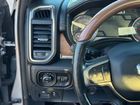 2019 RAM 1500 Laramie Longhorn