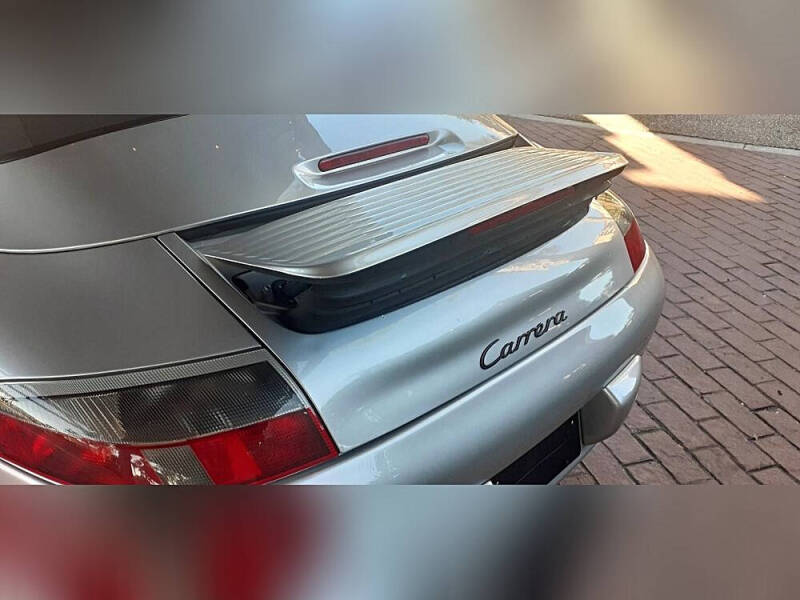 2004 Porsche 911