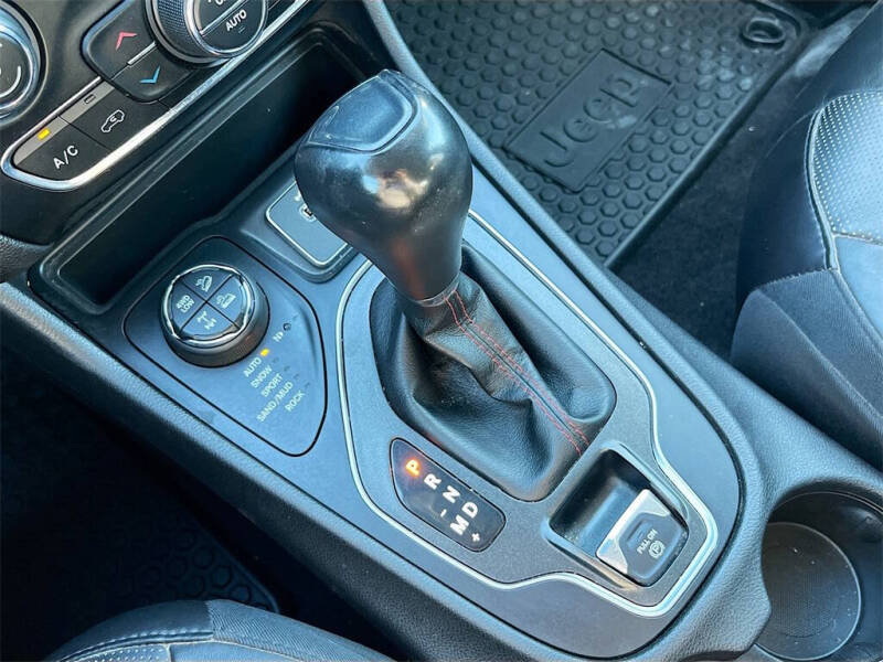 2019 Jeep Cherokee Trailhawk