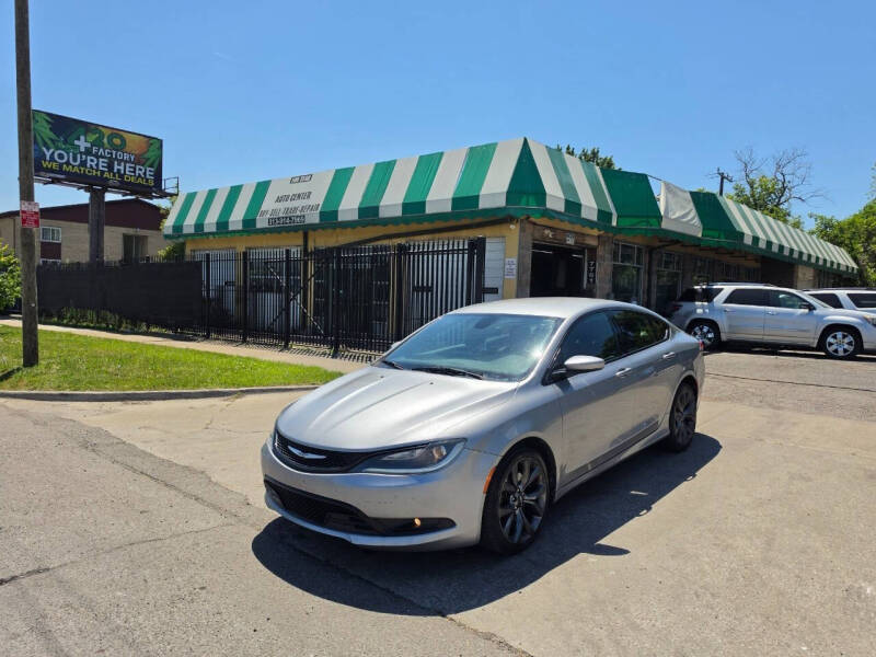 2015 Chrysler 200 S