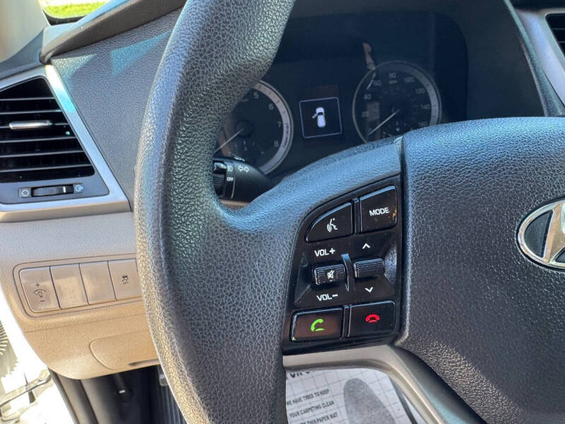 2017 Hyundai Tucson SE
