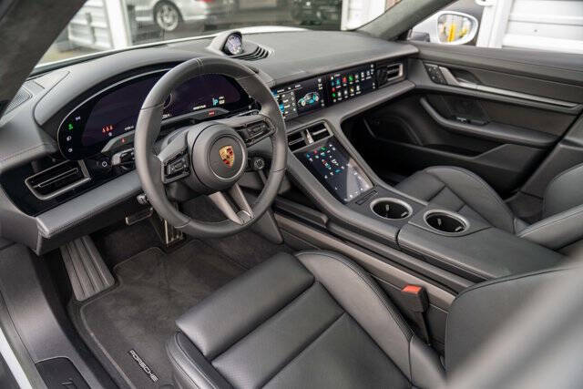 2023 Porsche Taycan 9