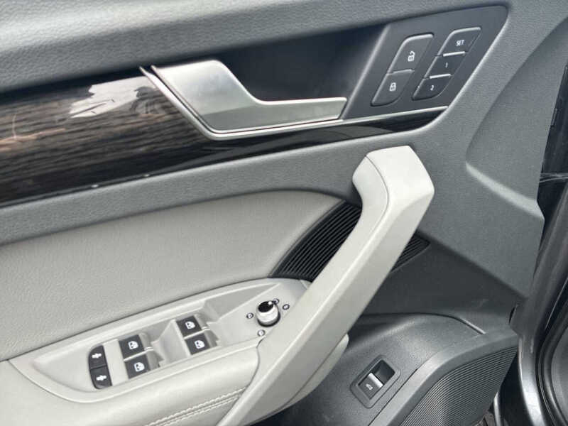 2019 Audi Q5 quattro Prestige 45 TFSI