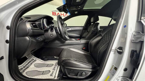 2020 Genesis G70