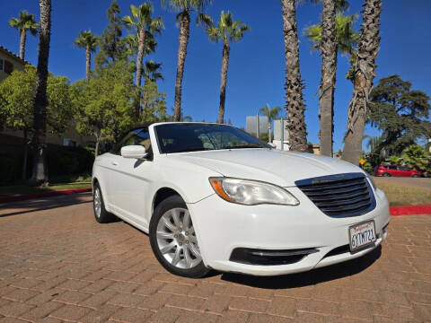 2012 Chrysler 200 Touring