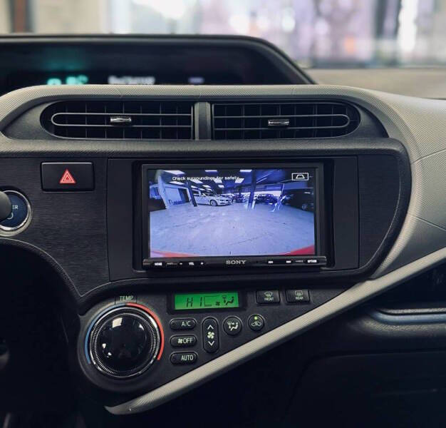 2012 Toyota Prius c Three