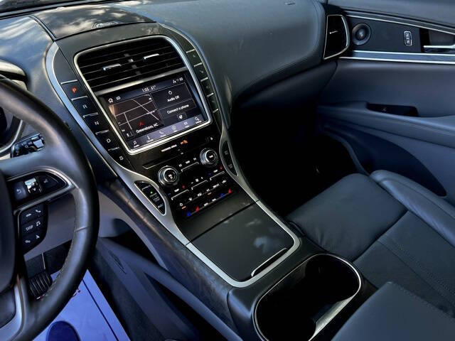 2019 Lincoln Nautilus Reserve