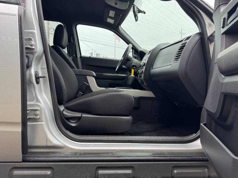 2009 Ford Escape XLT