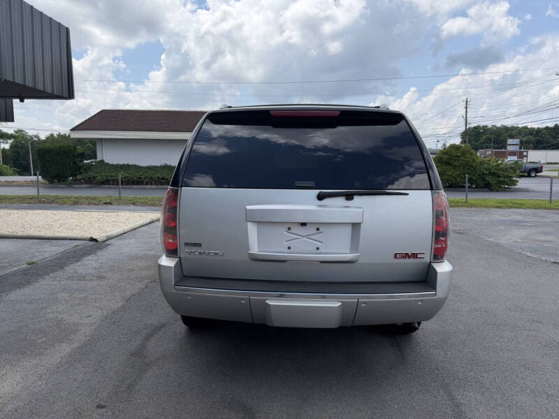 2011 GMC Yukon Denali