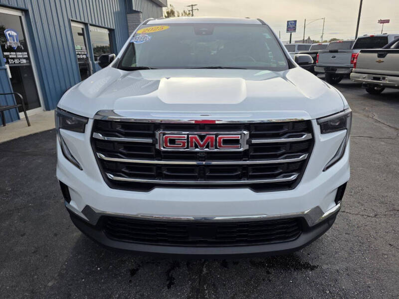 2025 GMC Acadia Elevation