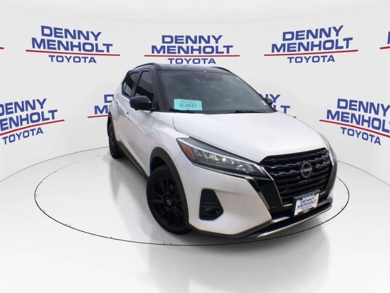 2023 Nissan Kicks SR