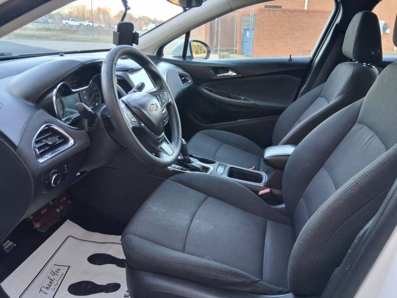 2018 Chevrolet Cruze LT Auto