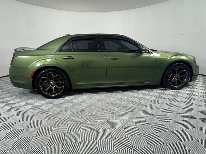 2018 Chrysler 300 S
