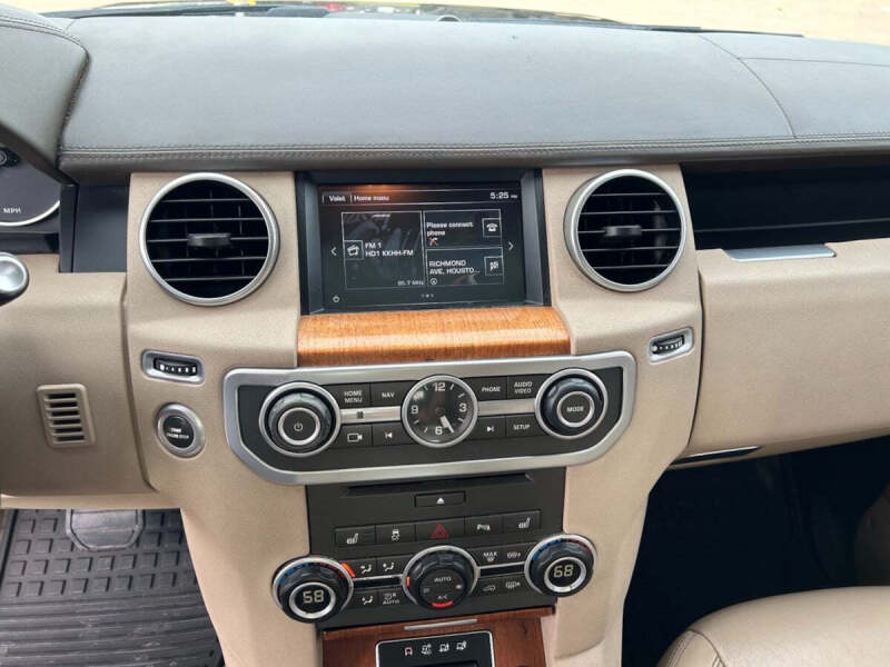 2016 Land Rover LR4 HSE LUX