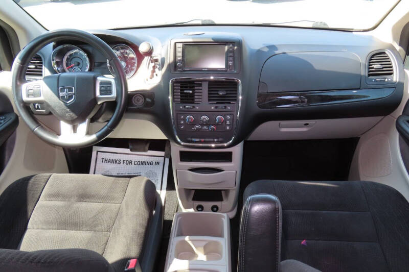 2014 Dodge Grand Caravan SE photo 18