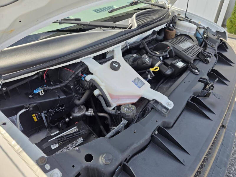 2017 Chevrolet Express 2500