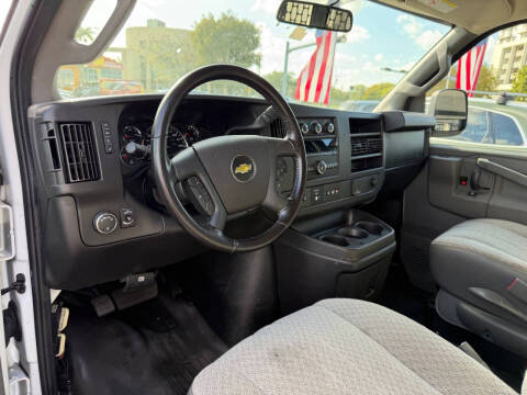 2020 Chevrolet Express 2500