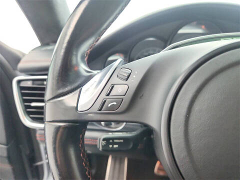 2015 Porsche Panamera GTS