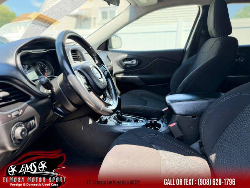 2019 Jeep Cherokee Latitude