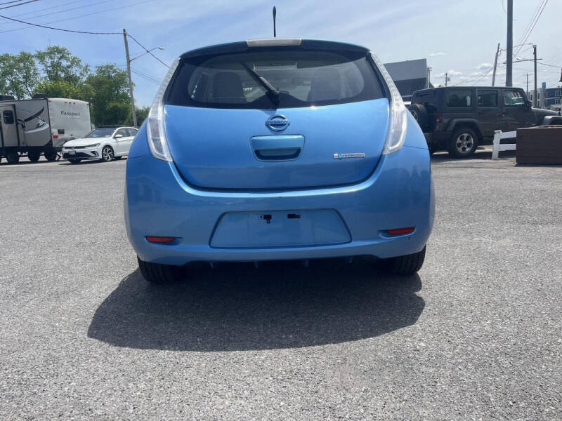2012 Nissan LEAF SV
