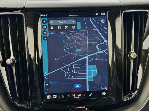 2025 Volvo XC60 B5 Core Dark Theme