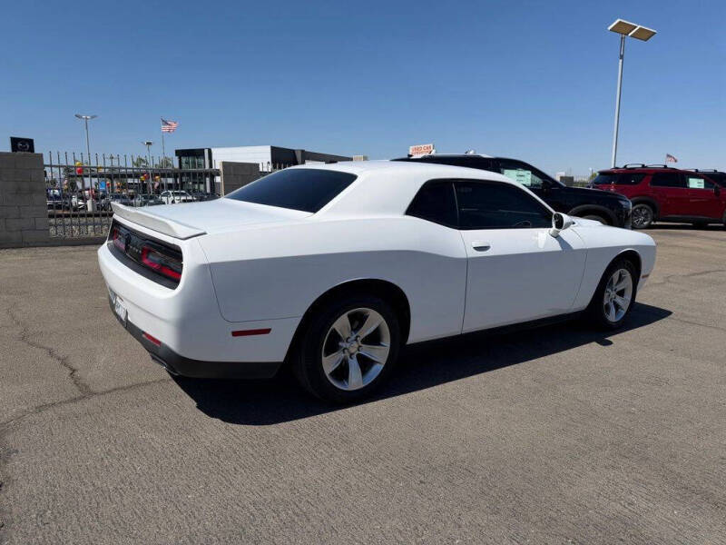 2021 Dodge Challenger SXT